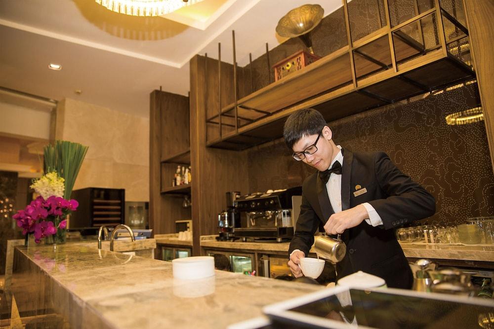 Gehua New Century Hotel Пекин Экстерьер фото