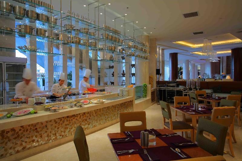 Gehua New Century Hotel Пекин Ресторан фото